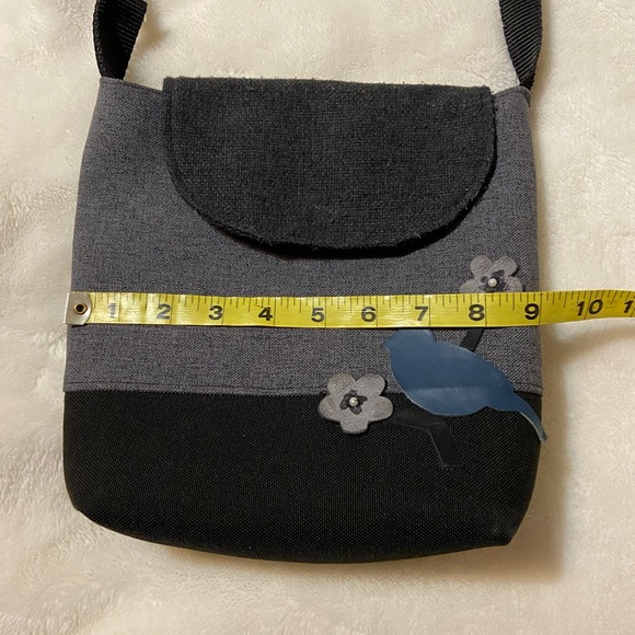 Handmade Crossbody Purse. - Picture 6 of 8